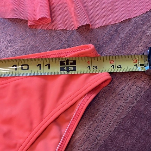 New Viilop two piece, beautiful orange swimsuit - Picture 6 of 16